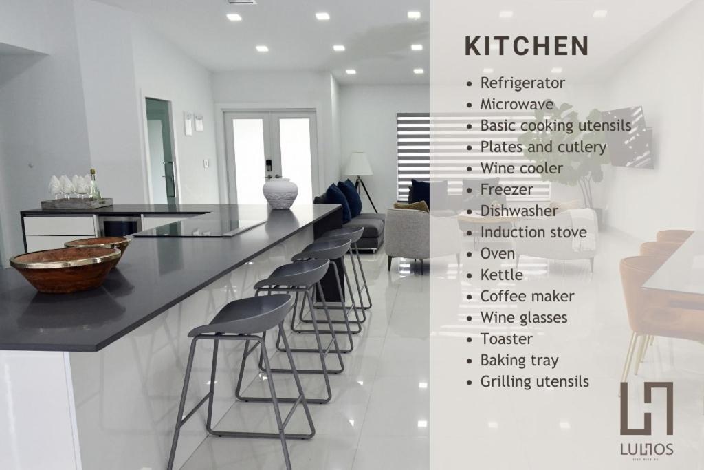 Luxurious With Bbq, Hot Tub, Heated Pool & Wifi - L36 Ferienhaus *