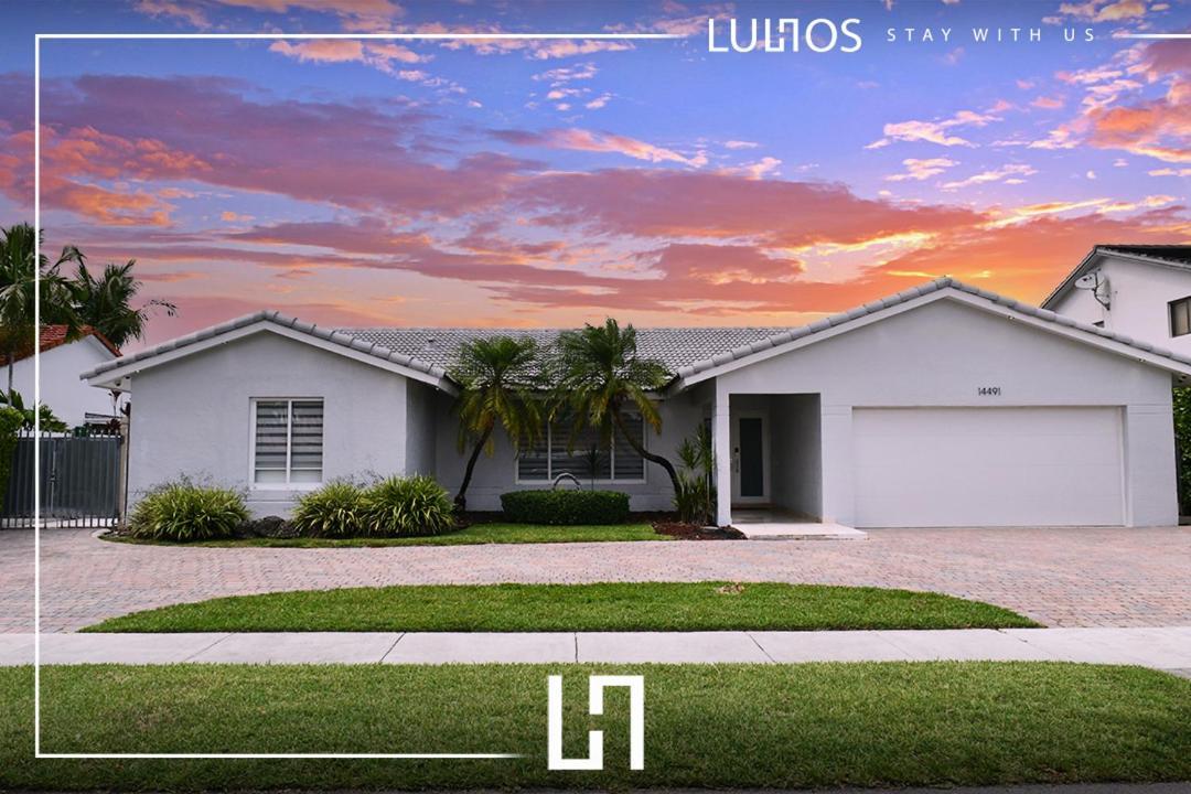 Ferienhaus Luxurious With Bbq, Hot Tub, Heated Pool & Wifi - L36 Miami